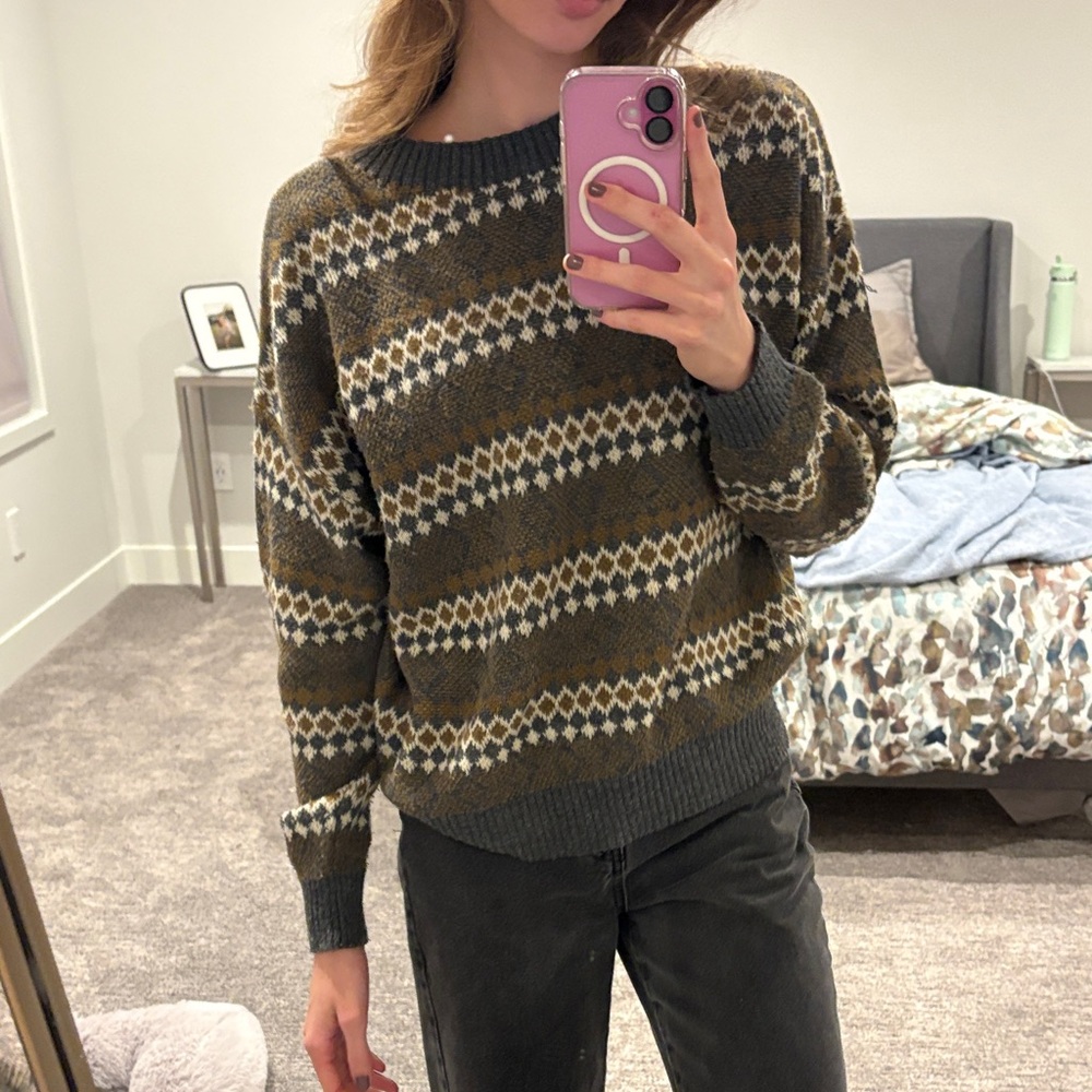 Women's Patterned Sweater - Gray and Brown